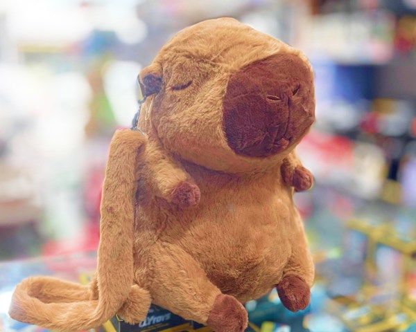 عروسک پولیشی اورجینال کاپی بارا 30 سانتی مدل کوله پشتی_اسباب بازی عروسک دخترانه