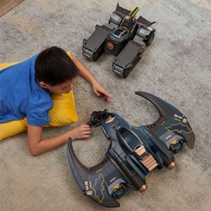 اسباب بازی ست جنگی 4 در 1 نگهبان 76 سانتی شهر گاتهام بتمن مدل DC Comics - Batman Gotham City Guardian Playset - 4 in 1 Transformation_اسباب بازی ربات