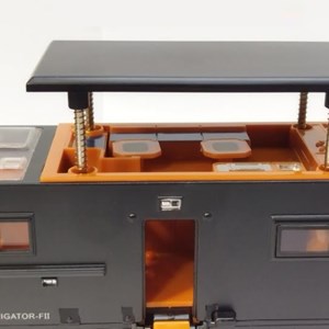 اسباب بازی ماشین کامیون کمپر مرسدس بنز مشکی مقیاس 1:24 BENZ NOMADISN_اسباب بازی ماشین