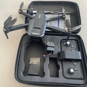 کوادکوپتر دوربین دار مدل D31 GPS_اسباب بازی کوادکوپتر