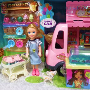 اسباب بازی ماشین بستنی فروشی به همراه باربی و وسایل_اسباب بازی ماشین
