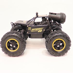 ماشین کنترلی آفرود دودزا مقیاس 1:18 رنگ مشکی_اسباب بازی ماشین کنترلی