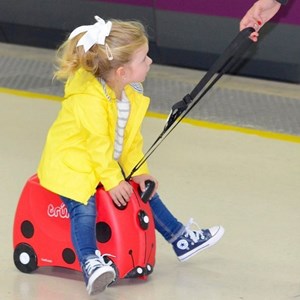 چمدان سواری کودک با ظرفیت 18 لیتر طرح کفشدوزک مدل 0092 Trunki 18L_کیف و کوله پشتی